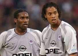 Ronaldinho and Okocha were teammates at PSG