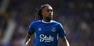 Alex Iwobi is yet to sign a new Everton contract